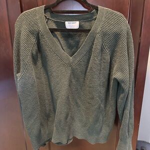 Old Navy Women's Olive V-Neck Sweater